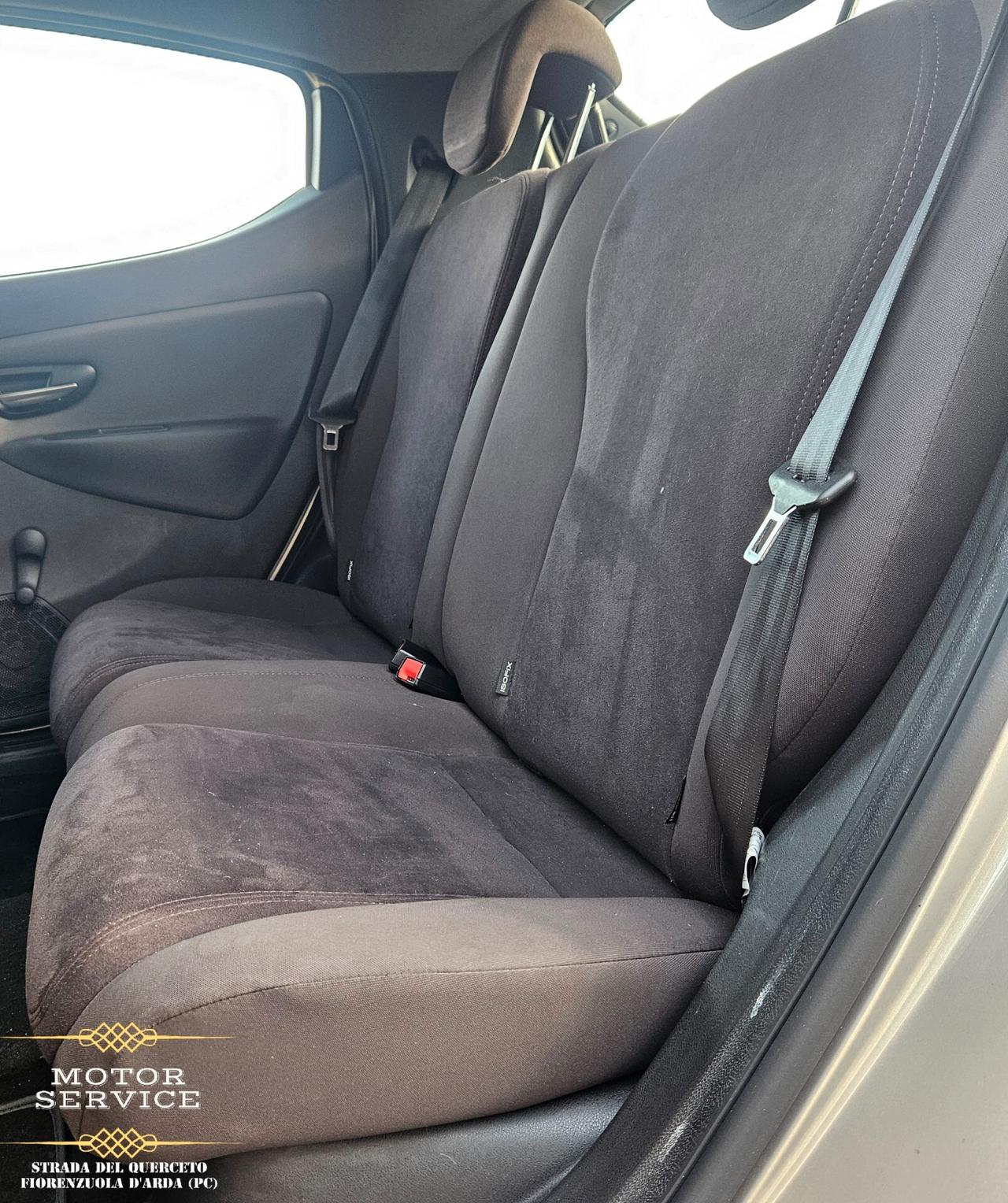 Lancia Ypsilon 1.2 69 CV 5 porte Gold DA 79€ MESE