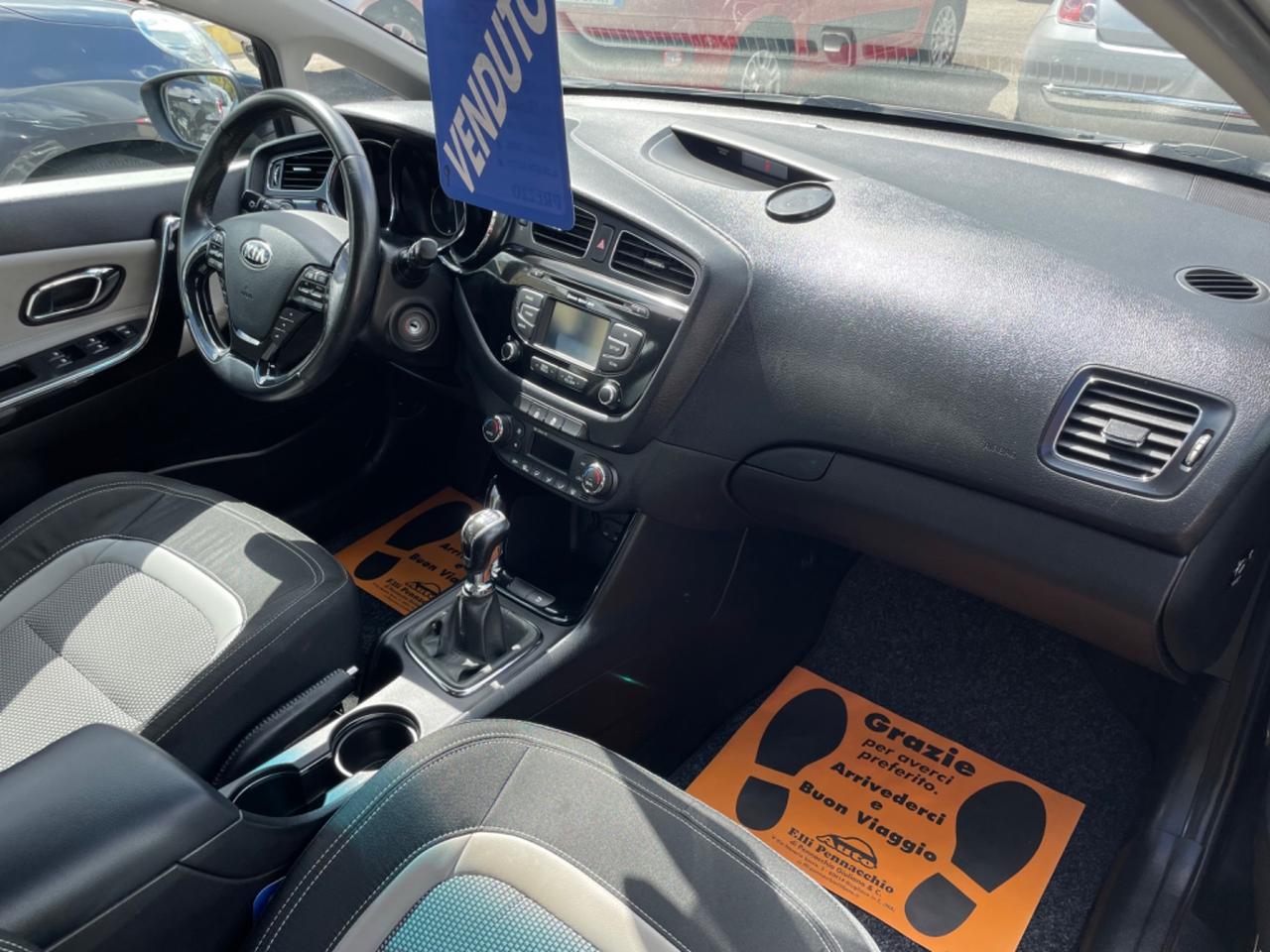 KIA CEED 1.6 DIESEL 110 (CV) 2015
