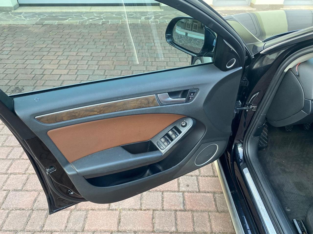 Audi A4 Avant 2.0 TDI 170CV F.AP. ALLROAD QUATTRO ( Gancio traino