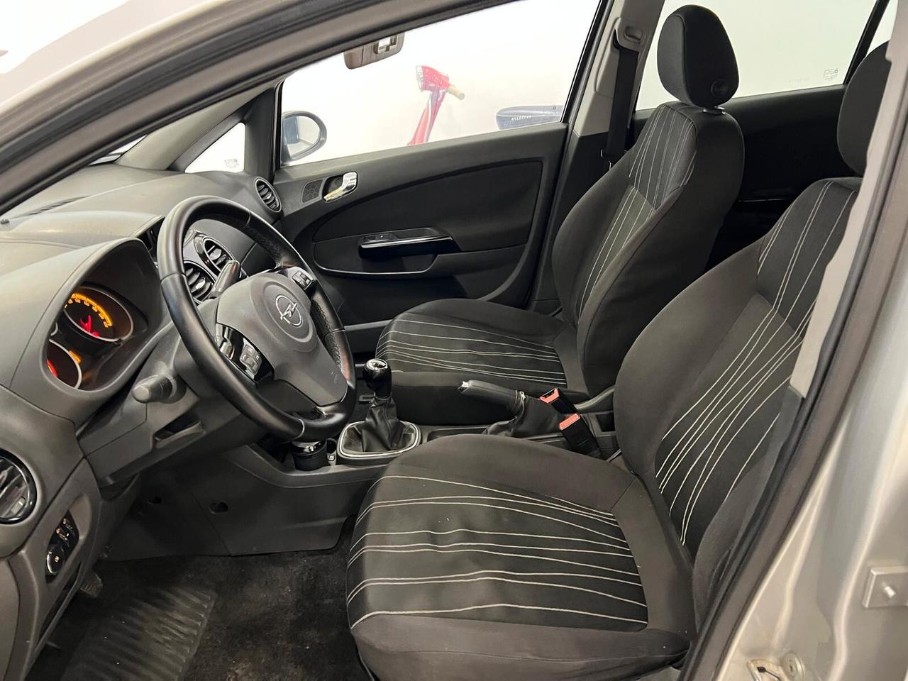 Opel Corsa 1.3 CDTI 75CV 5porte Cosmo 2010