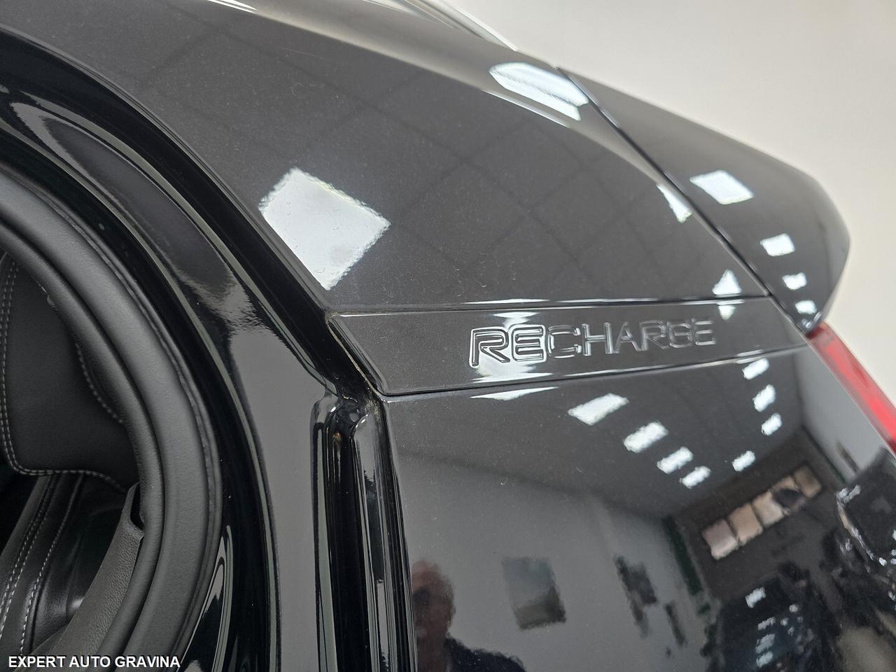 VOLVO XC40 INSCRIPTION PLUG-IN