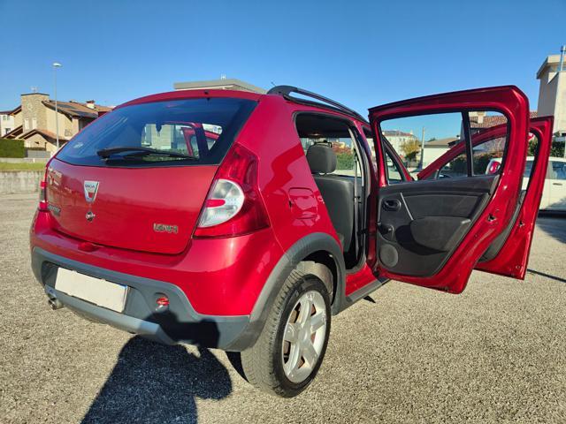 DACIA Sandero Stepway 1.6 Benzina ( TAGLIANDATA )