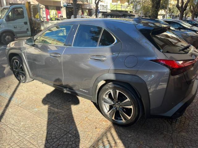 Lexus UX 2.0 Executive 4wd cvt