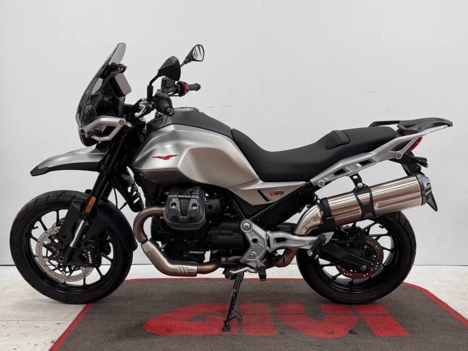 Moto Guzzi V85 Strada DA 136 € AL MESE – SENZA ANTICIPO