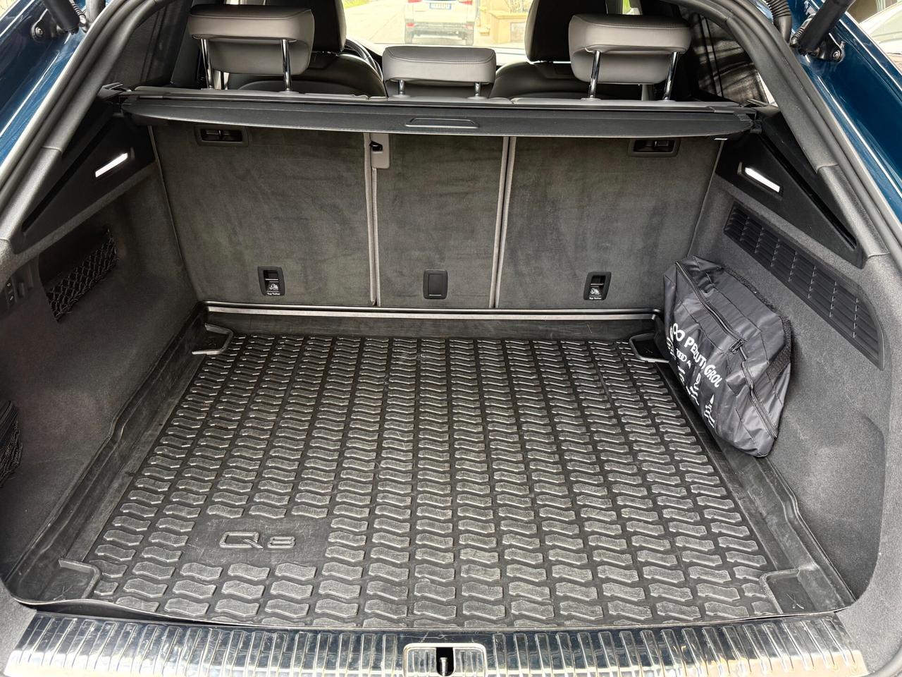 Audi Q8 50 TDI 286 CV quattro tiptronic Sport