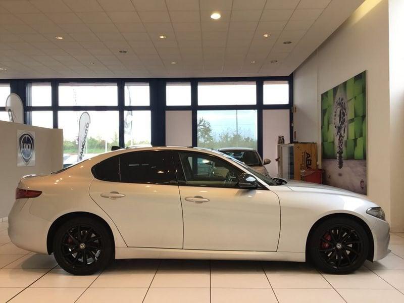 Alfa Romeo Giulia Giulia 2.2 Turbodiesel 160 CV AT8 B-Tech MY19