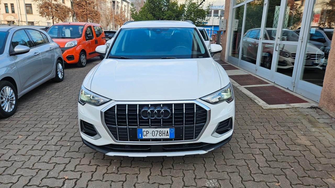 Audi Q3 35 1.5 tfsi mhev ADVANCED s-tronic SED-RISC-COCKPI