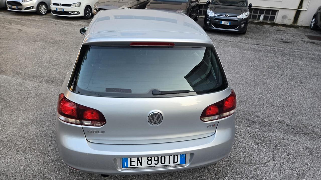 Volkswagen Golf Business 1.6 TDI 5p. Highline Neop