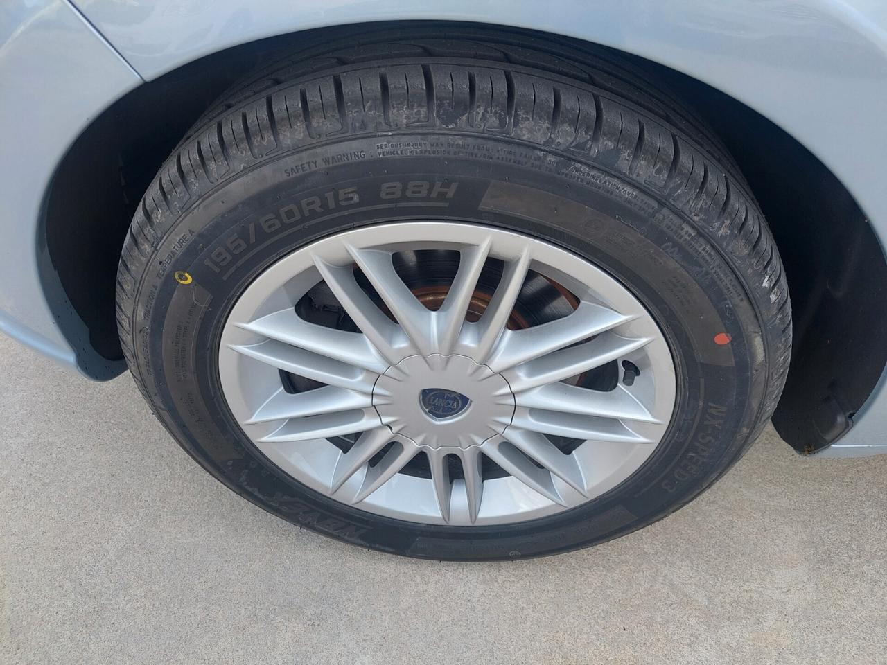 Lancia MUSA 1.3 Mjt 95 CV Gold 2011 km certificati