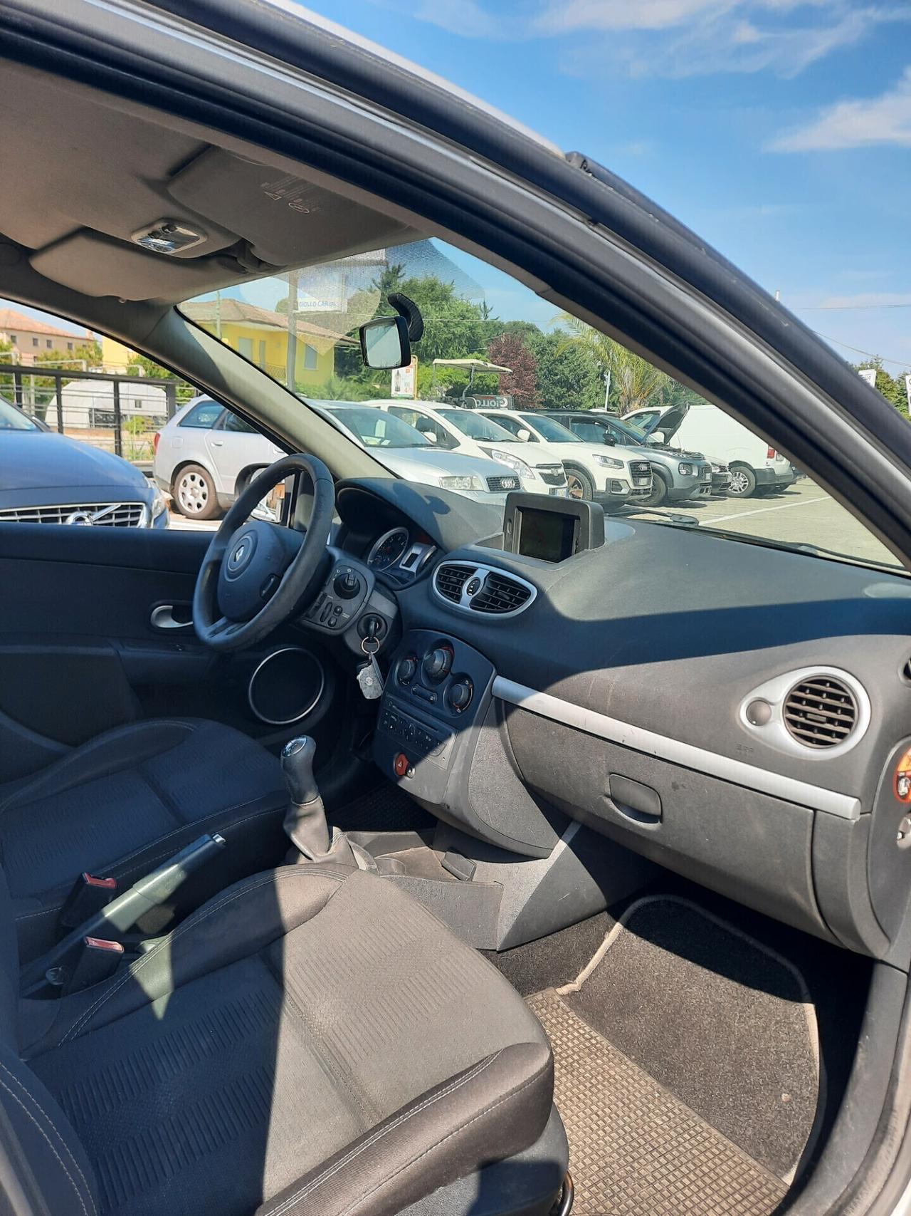 Renault Clio 1.5 dCi 65CV 5 porte OK NEOPATENTATI