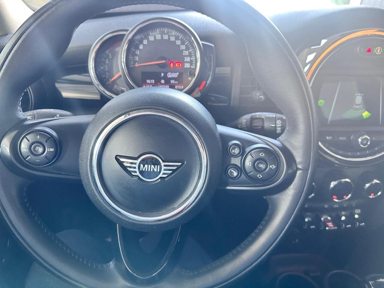 Mini 1.5 Cooper D Hype 5 porte full