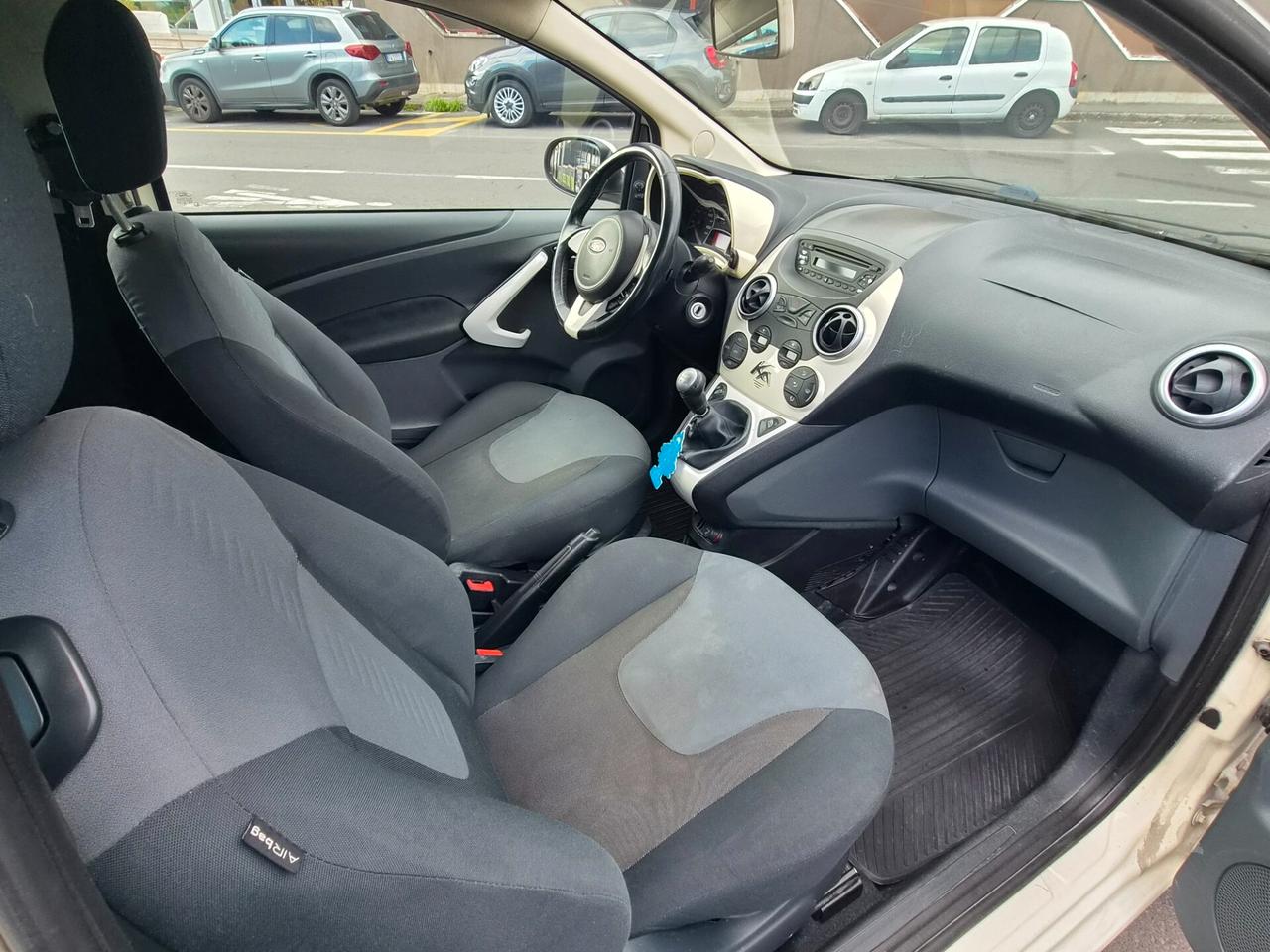 Ford Ka Ka+ 1.2 8V 69CV Titanium