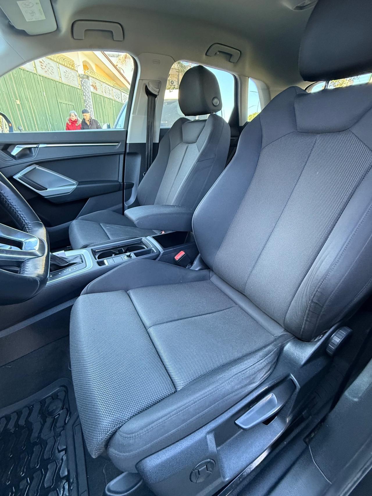 Audi Q3 40 TDI quattro S tronic line edition