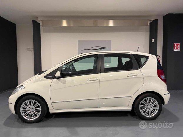 MERCEDES-BENZ A 180 BlueEFFICIENCY Style