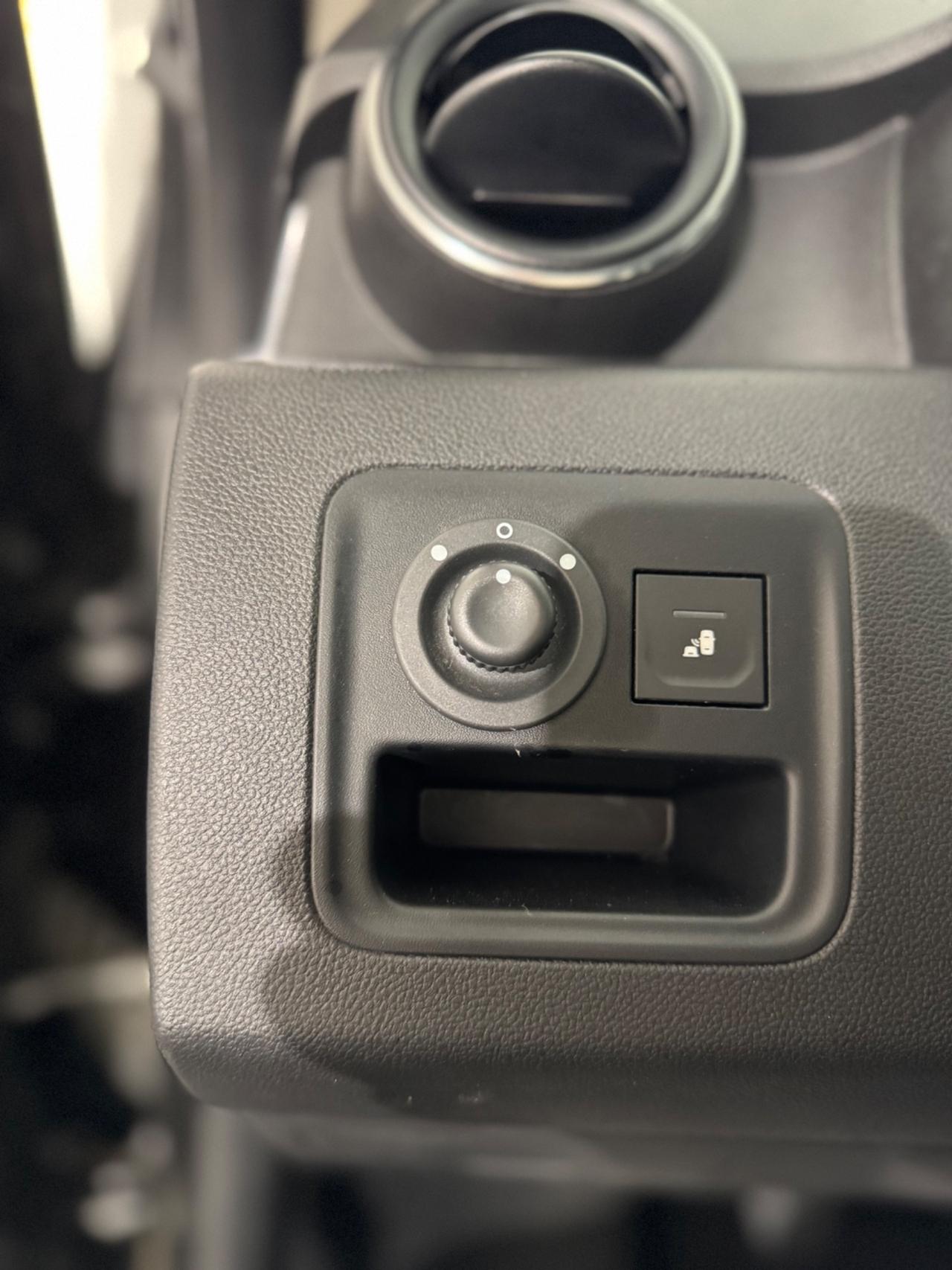 Dacia Duster 1.6 SCe 4x2 Prestige TAGLIANDI CERTIFICATI DACIA