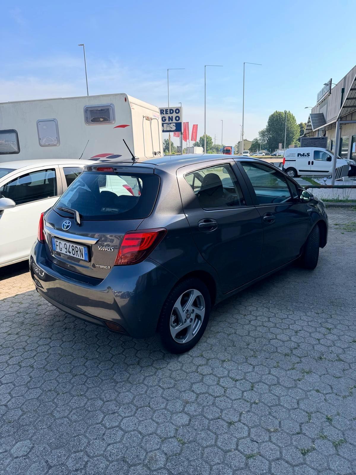 Toyota Yaris 1.5 Hybrid 5 porte Style NEOPATENTATI