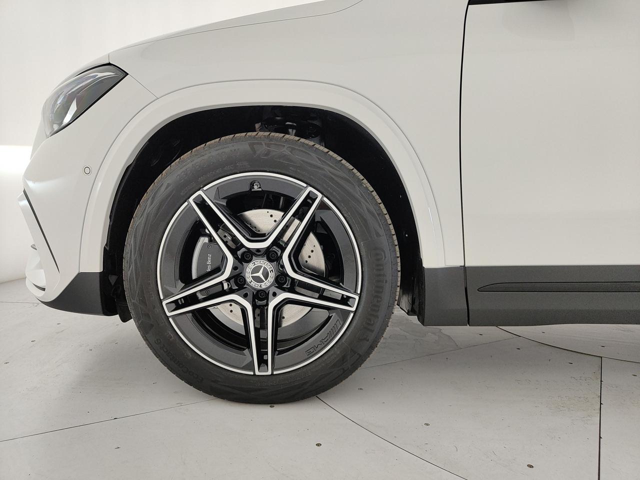 Mercedes-Benz GLA 180 d