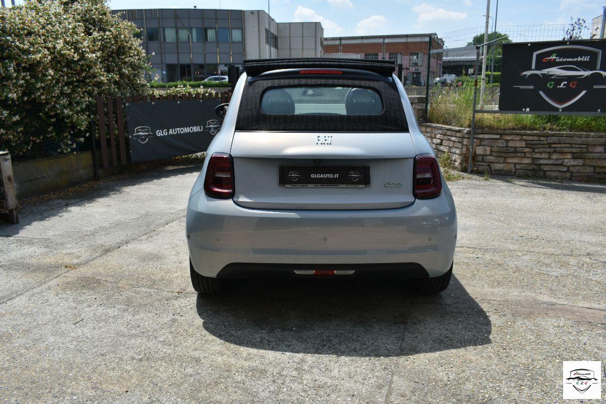 FIAT - 500 E - 500 La Prima 3+1