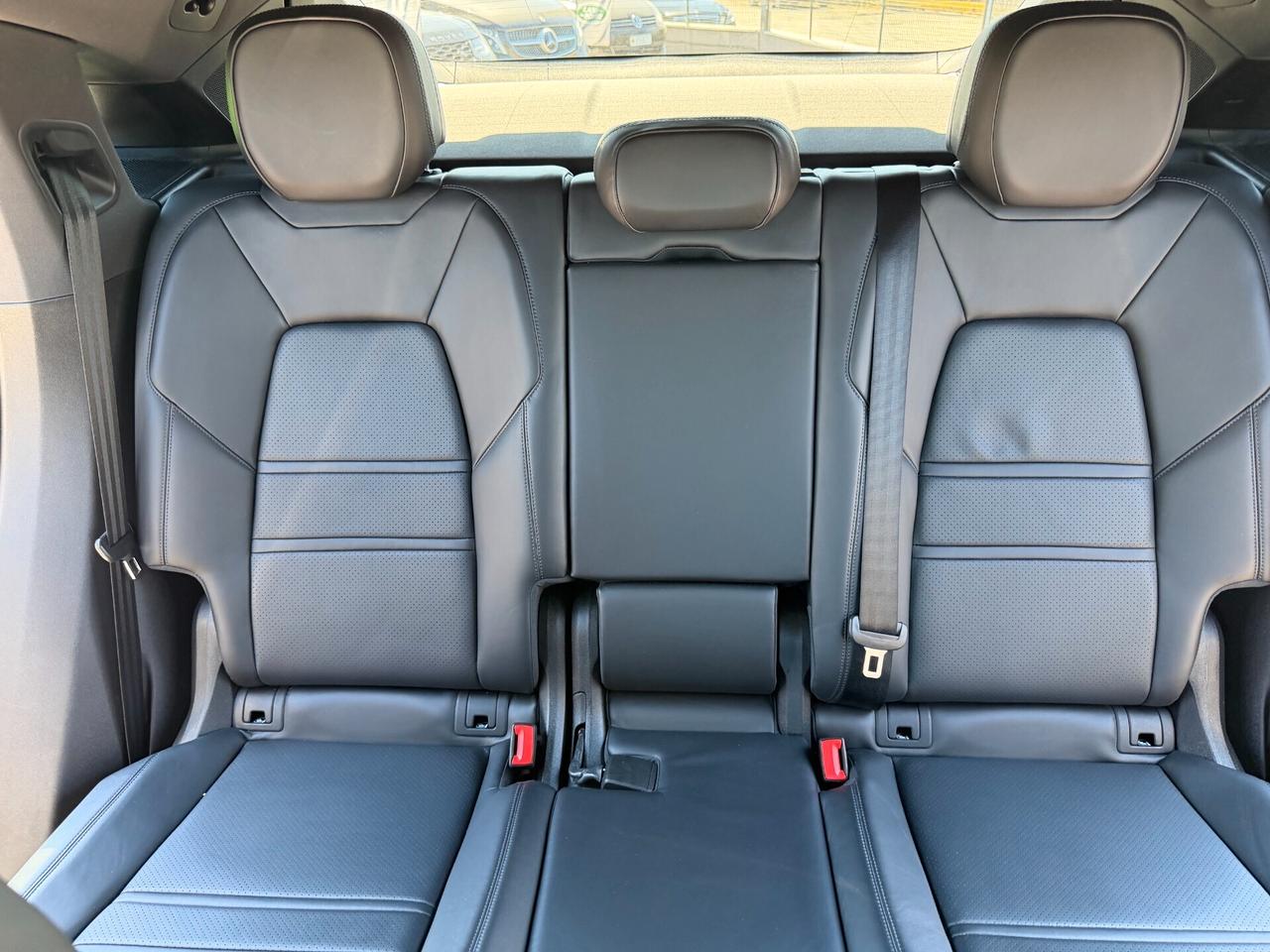 Porsche Cayenne Coupé 3.0 V6 E-Hybrid/scarico/pano/22"/km doc/bollo € super. B pagati
