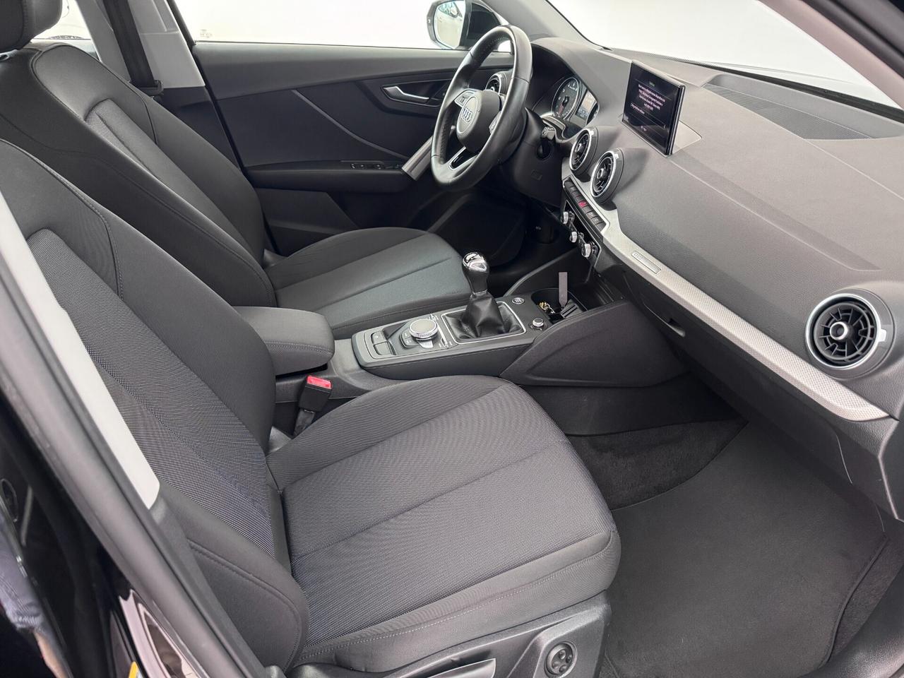 Audi Q2 1.0 TFSI - BENZINA 110cv MANULE - PARI AL NUOVO!!