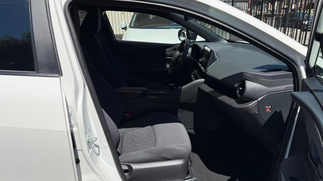 TOYOTA C-HR 1.8HV 98CV ACTIVE FWD E-CVT*C.L17*FULL LED*CARPLAY