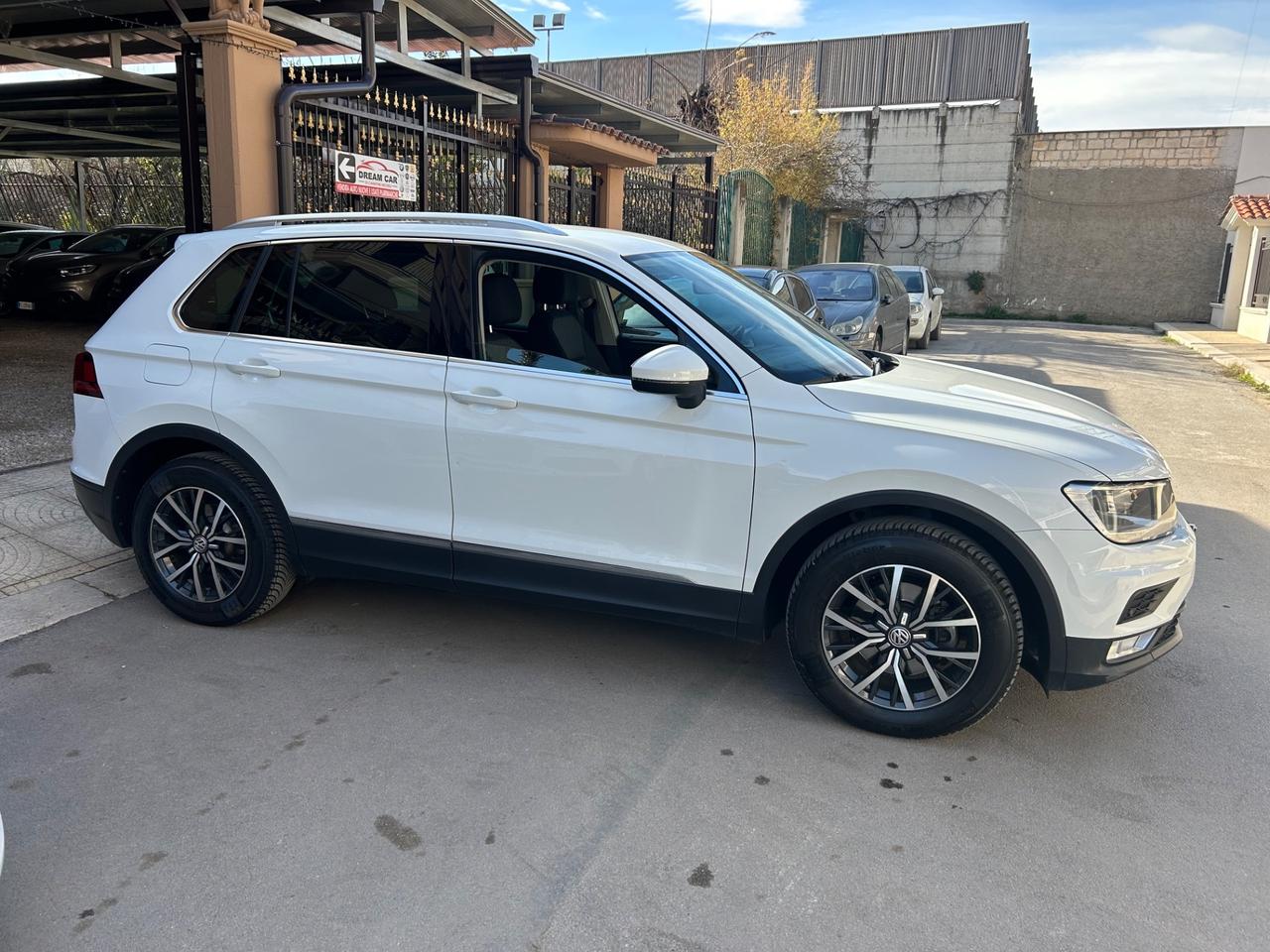 Volkswagen Tiguan 2.0 TDI SCR Business BlueMotion Technology