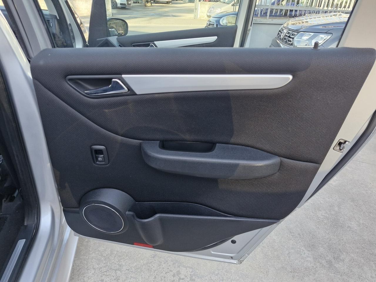 MERCEDES CLASSE B180 2.0 CDI SPORT AUTOMATICA
