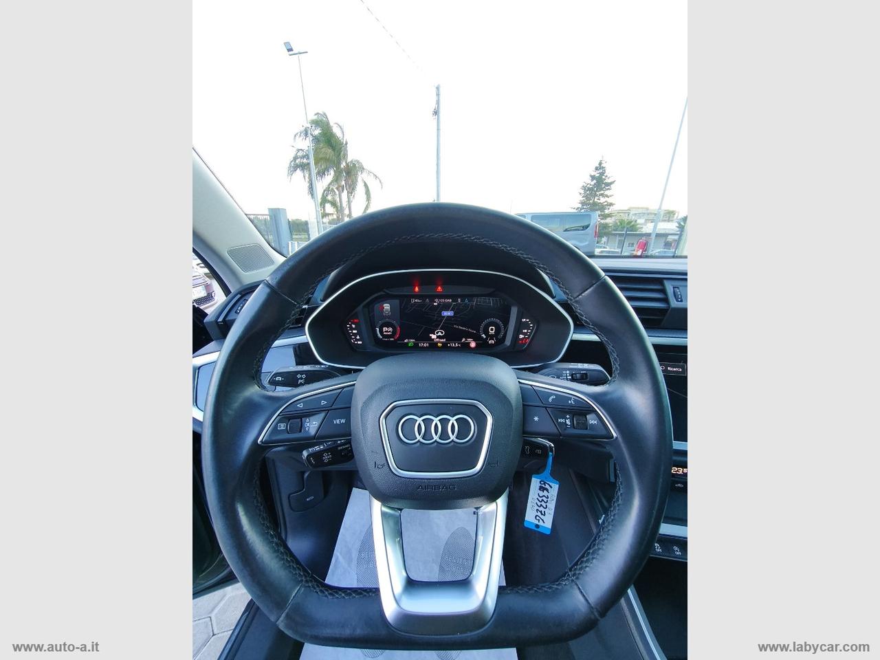 AUDI Q3 35 TDI S tronic Business Advanced