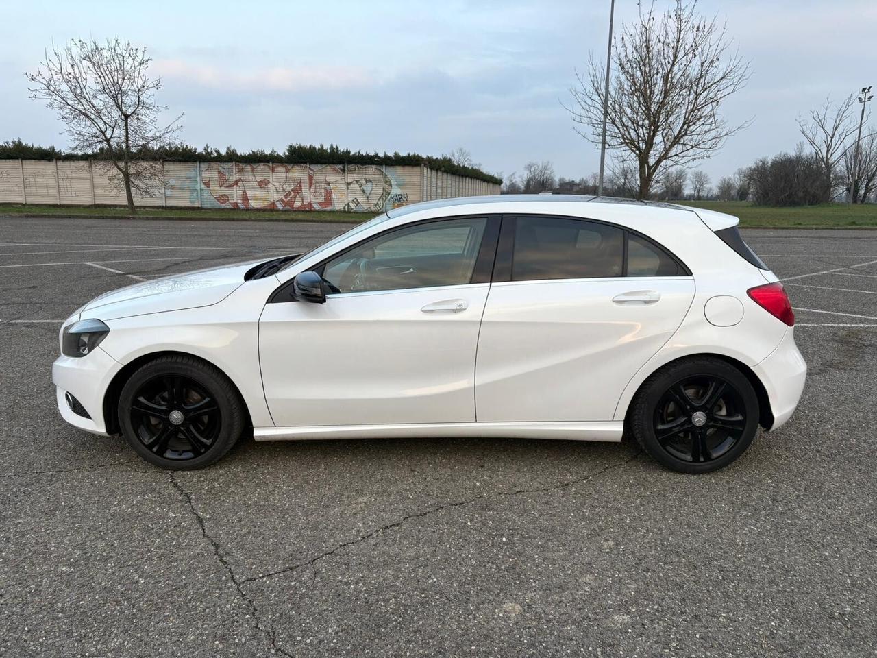 Mercedes-benz A 180 CDI Automatic Dark Night Edition