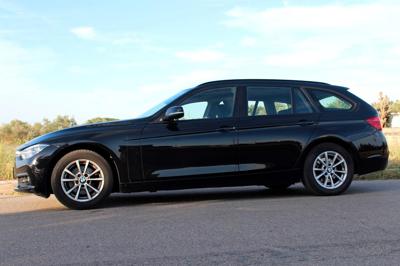 Bmw Serie 3 SW 318 d Aut. *FULL LED