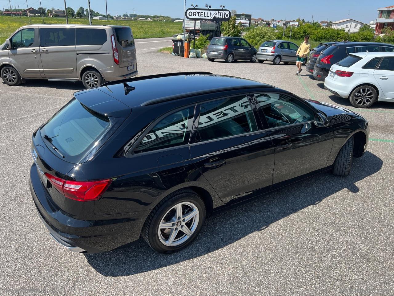 AUDI A4 Avant 35 TDI/163CV MHVE S tronic Business IVA DEDUCIBILE