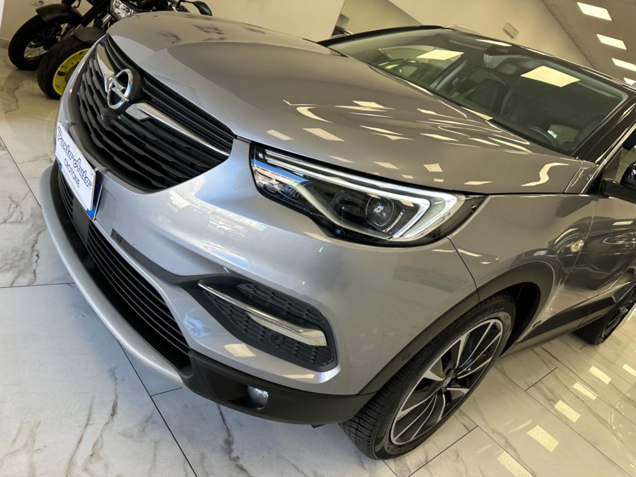 Opel Grandland X 1.6 Hybrid4 Plug-in aut. AWD