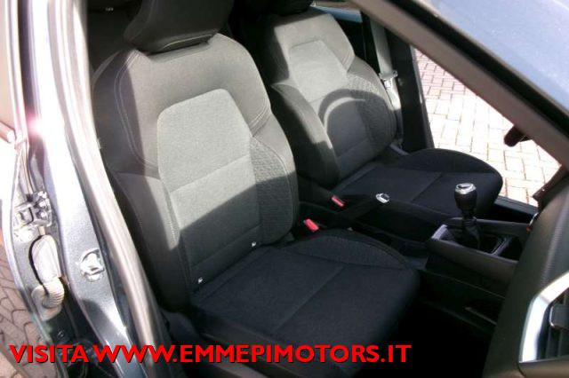 RENAULT Clio TCe 90 CV 5 porte Business