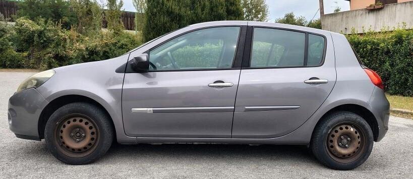 Renault Clio 1.2 16V 5 porte GPL Dynamique