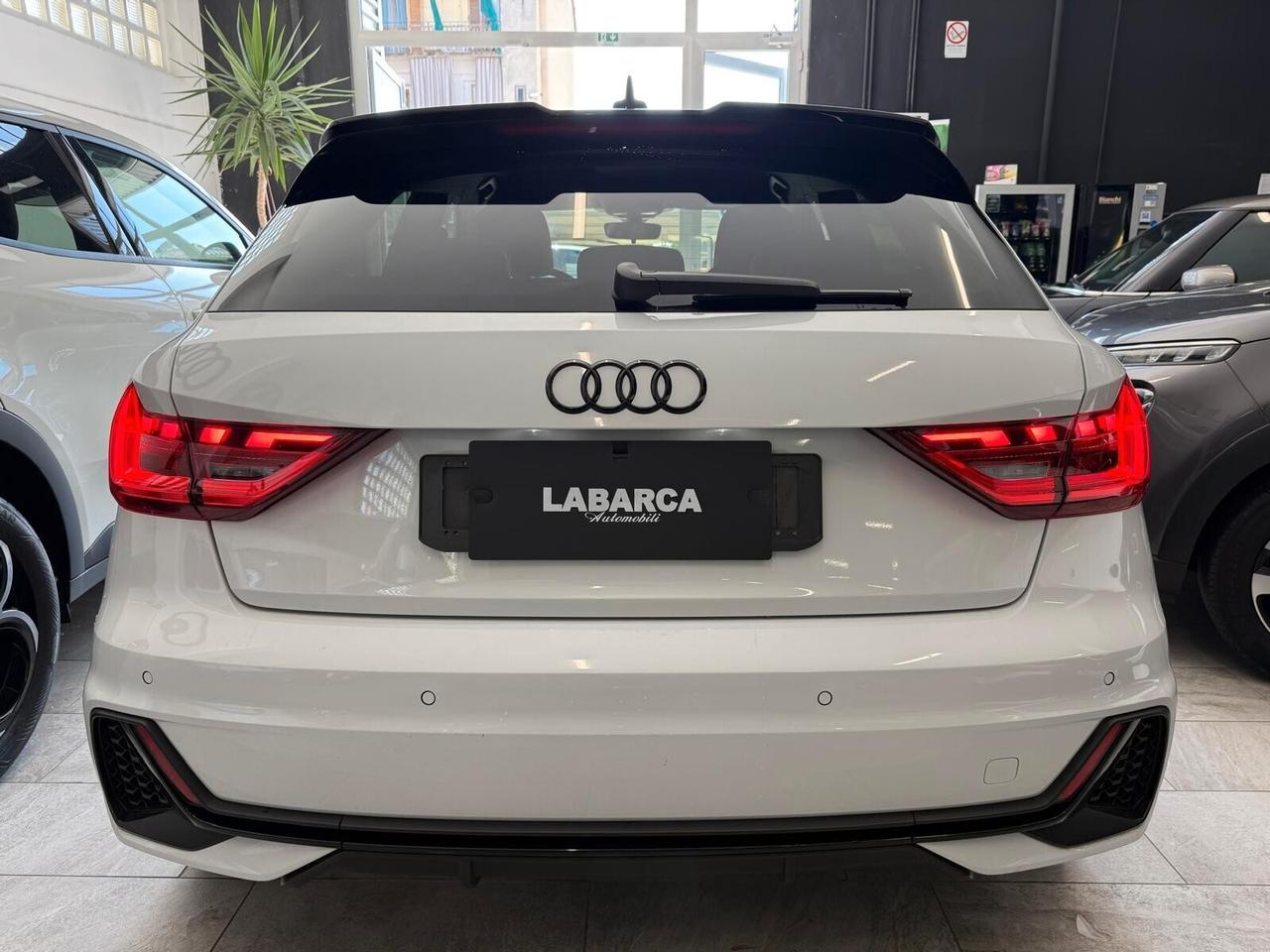 Audi A1 SPB 30 TFSI Identity Black