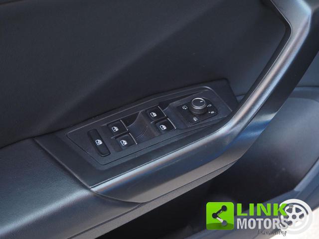 VOLKSWAGEN T-Roc 2.0 TDI DSG Advanced R-Line 150cv