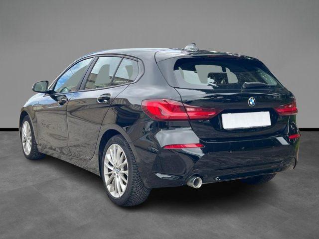 BMW 116 d 5p. Business Advantage
