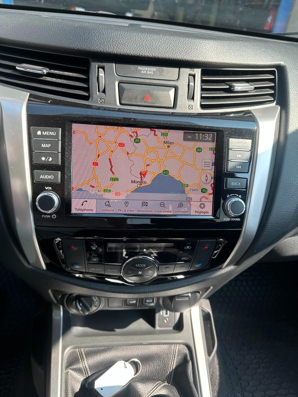 Nissan Navara 2.3 dCi 4WD King Cab Acenta