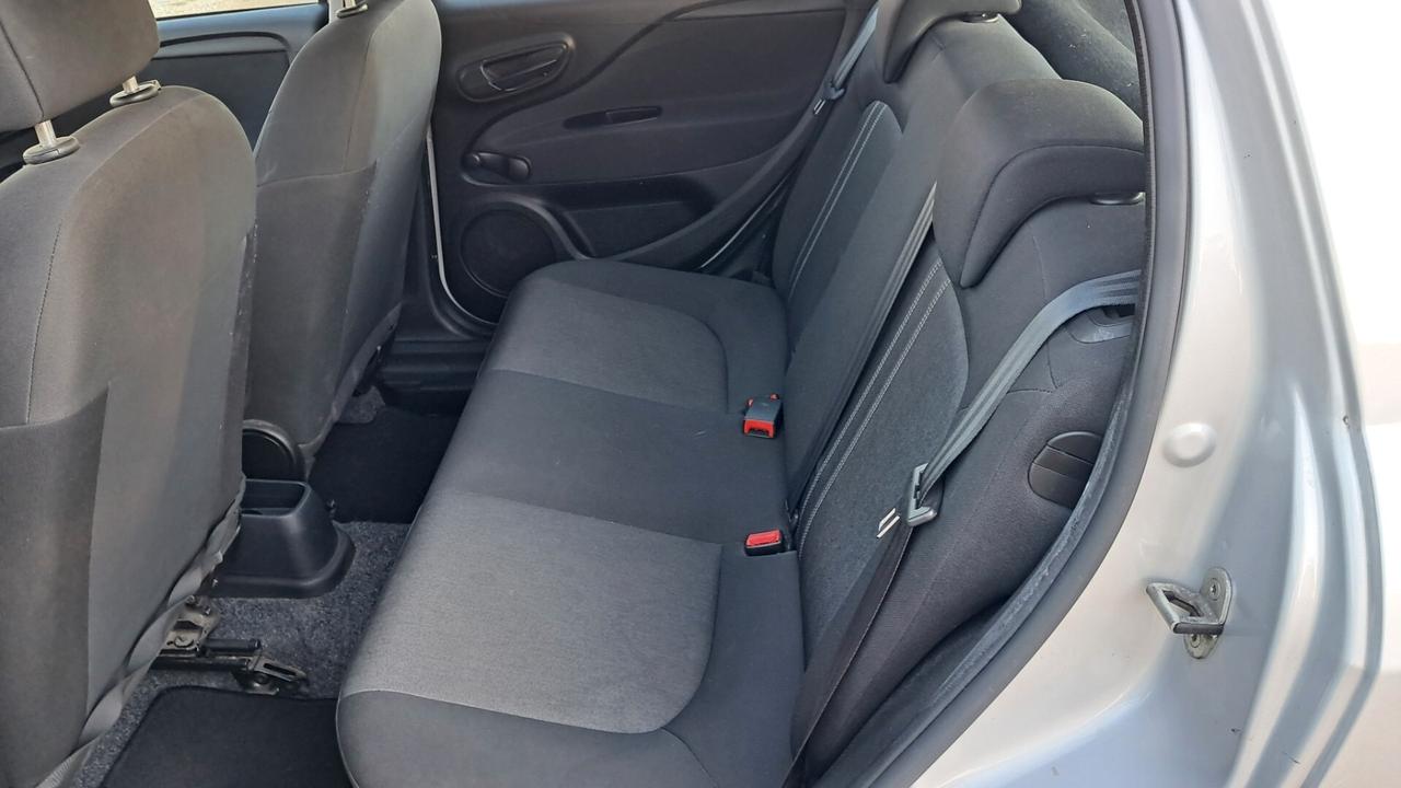 Fiat Punto 1.4 8V 5 porte Natural Power Street