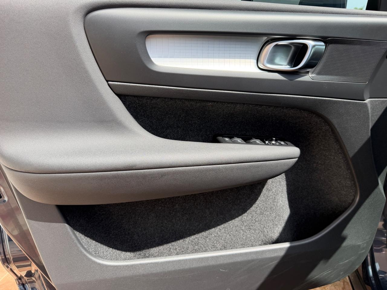 Volvo XC40 T5 Recharge Plug-in Hybrid automatico Ultimate Bright