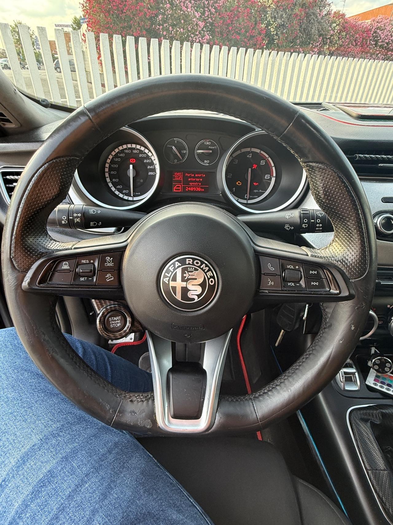 Alfa Romeo Giulietta 1.6 JTDm-2 105 CV Exclusive
