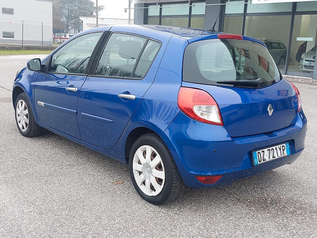 Renault Clio 1.2 16V 5 porte GPL Dynamique