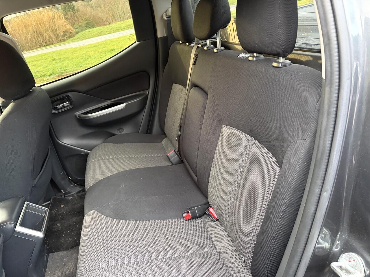 Mitsubishi L200 2.3 D Double Cab 4x4 Super Select P0. Diamond