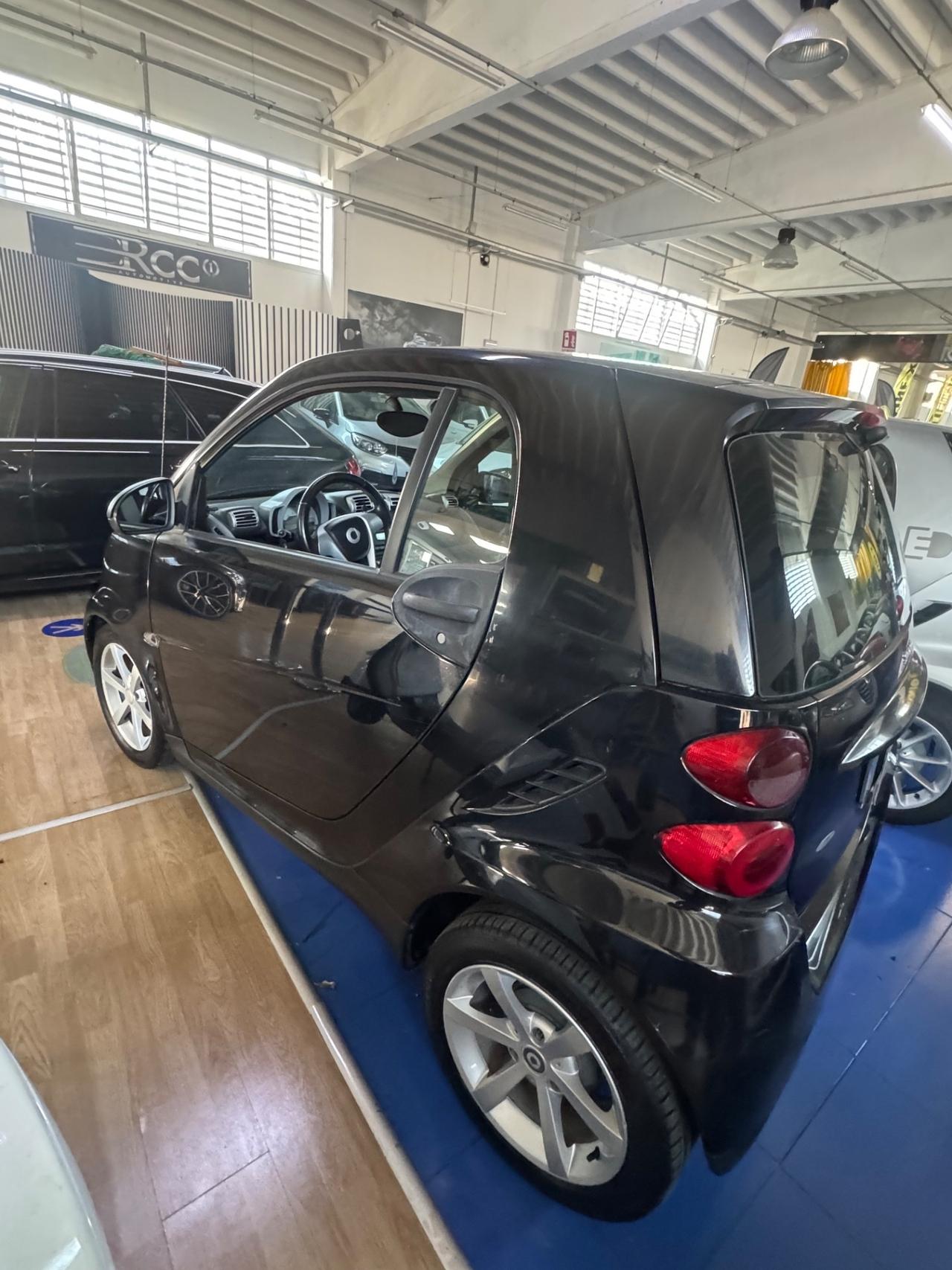 Smart ForTwo 1000 52 kW coupé pure
