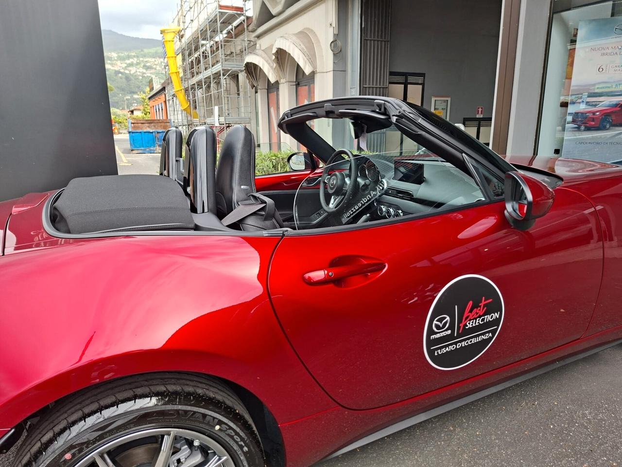 Mazda MX-5 1.5L Skyactiv-G Exclusive-Line