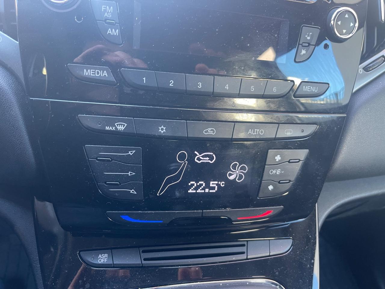 Lancia Ypsilon 1.2 69 CV 5 porte GPL Ecochic Platinum SI NEOPATENTATI