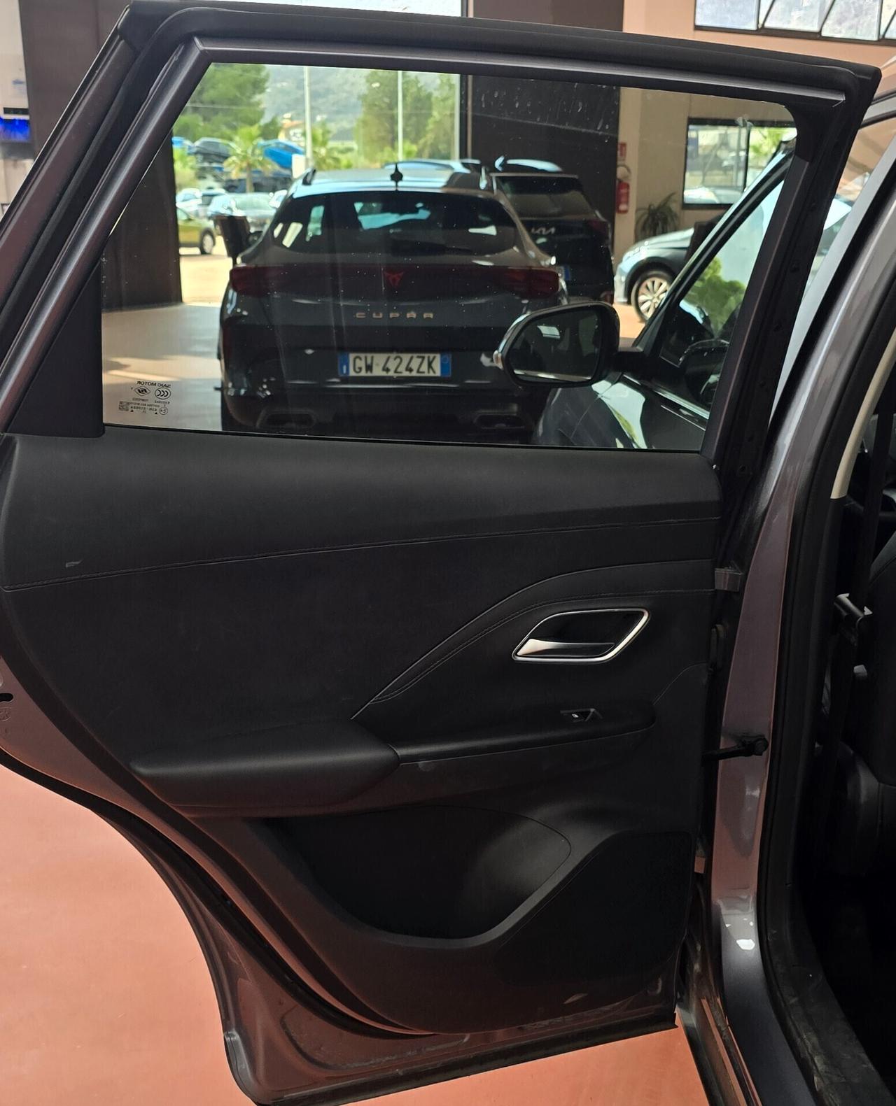 MG ZS 1.5 VTi-TECH 115 CV (85 kW) Comfort – Il SUV Compatto e Tecnologico