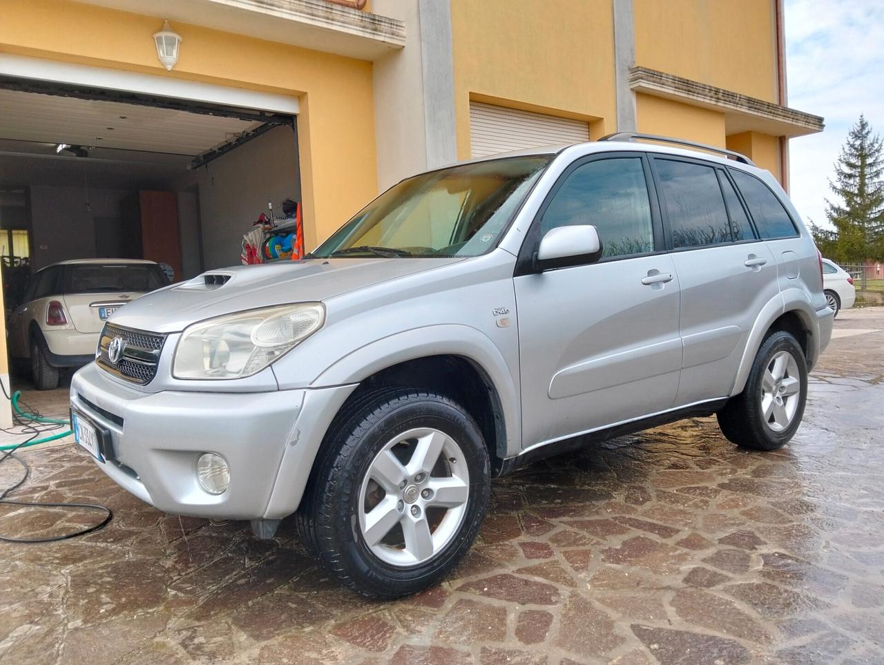 Toyota RAV 4 Gancio traino