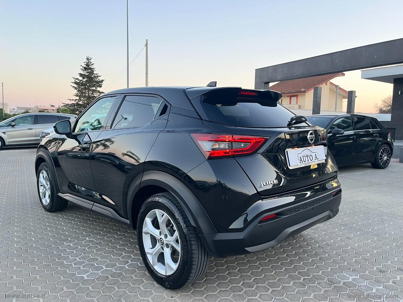 NISSAN Juke 1.0 DIG-T 114 CV N-Connecta