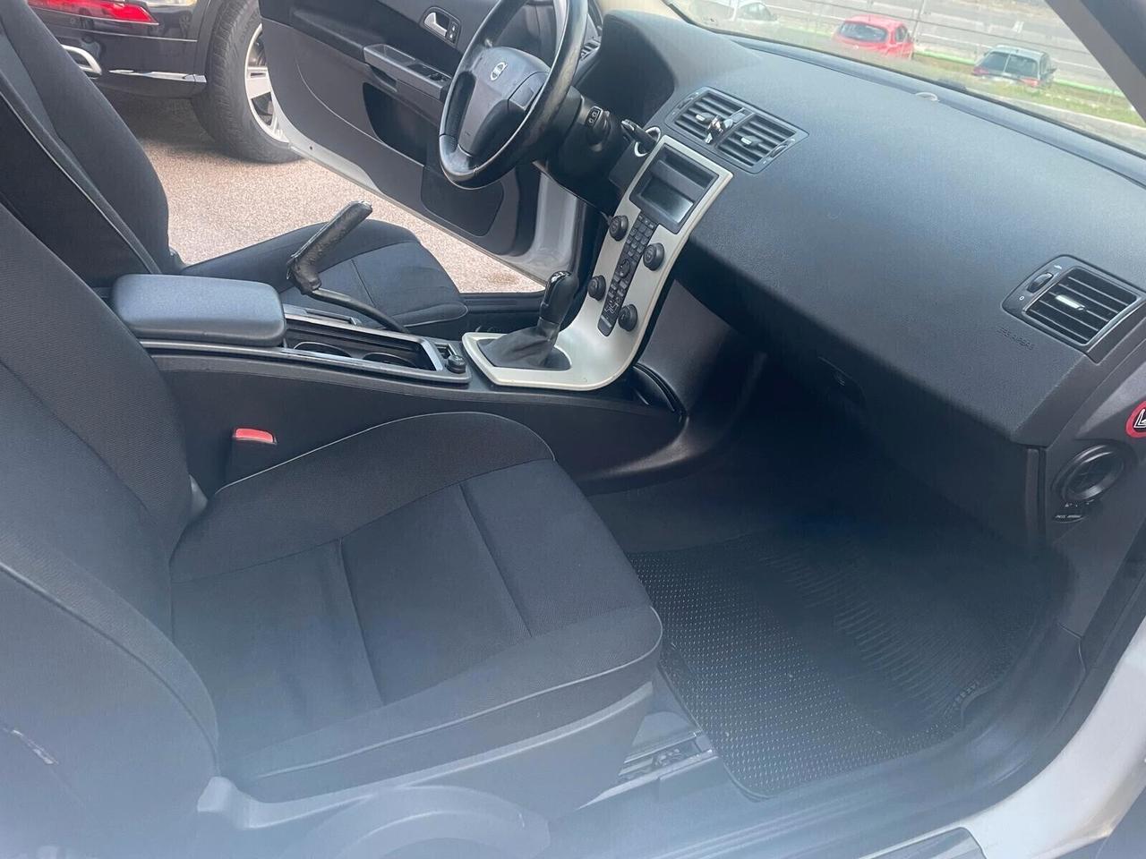 VOLVO C30 1.6 D DRIVE SUMMUM